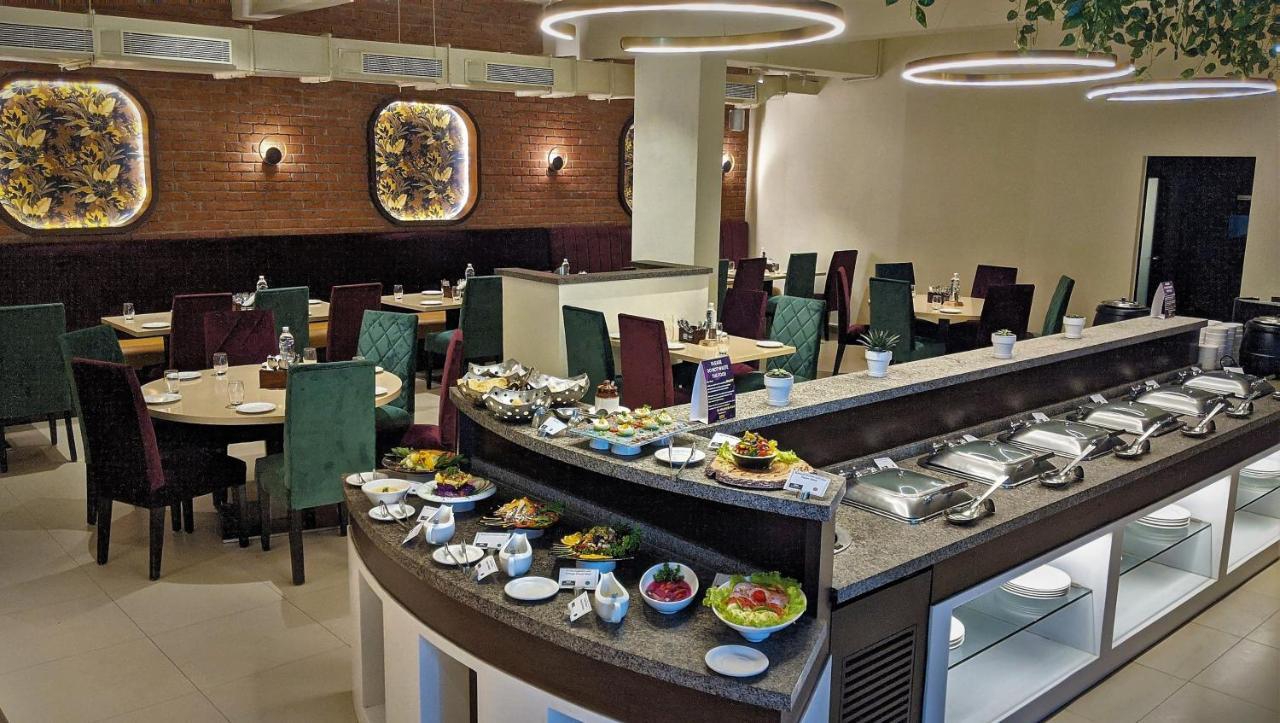 העיר בנגלור Blu Petal - A Business Hotel מראה חיצוני תמונה