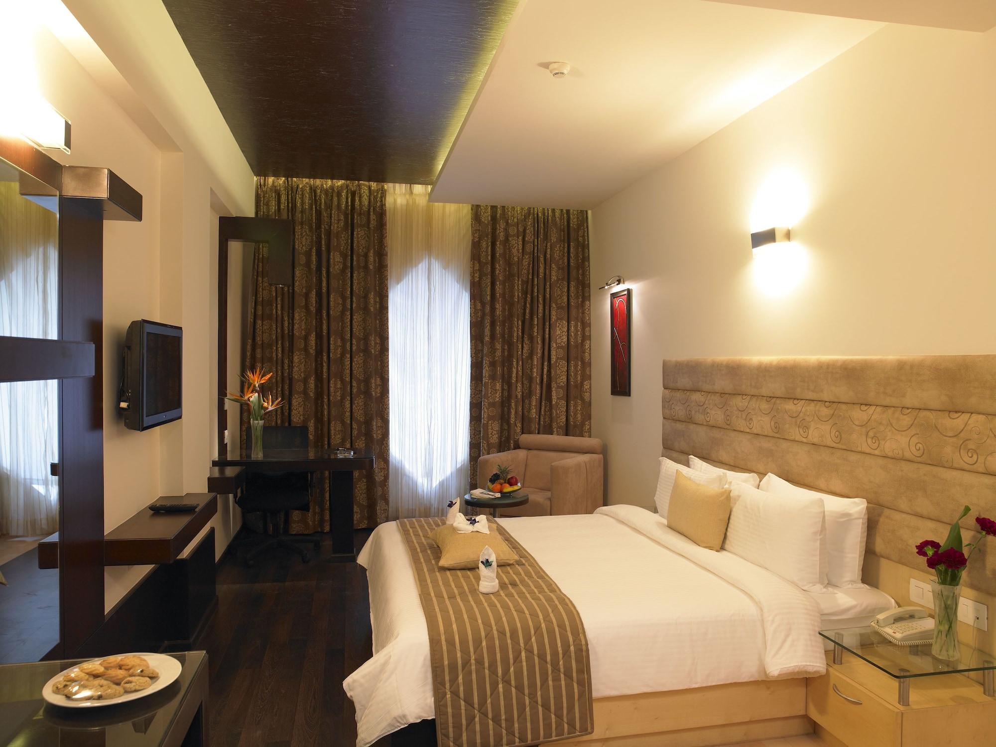 העיר בנגלור Blu Petal - A Business Hotel מראה חיצוני תמונה
