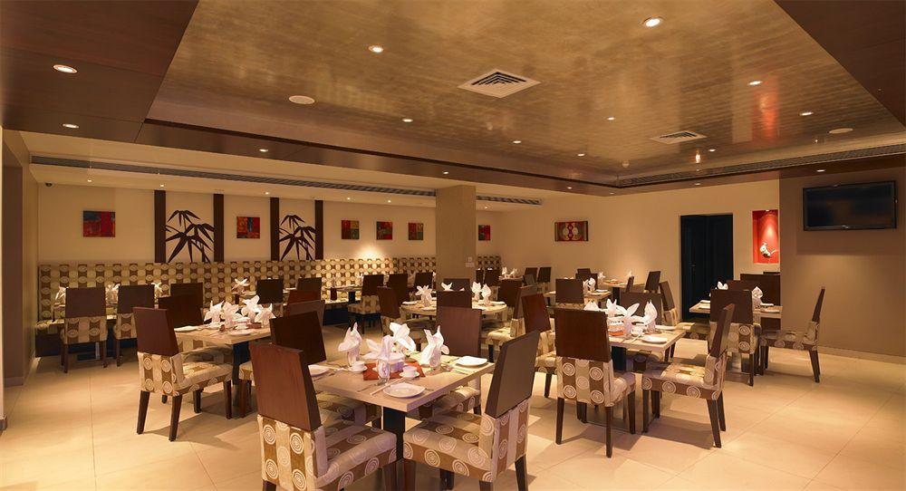העיר בנגלור Blu Petal - A Business Hotel מראה חיצוני תמונה