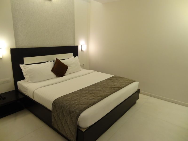 העיר בנגלור Blu Petal - A Business Hotel מראה חיצוני תמונה