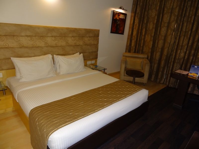 העיר בנגלור Blu Petal - A Business Hotel מראה חיצוני תמונה