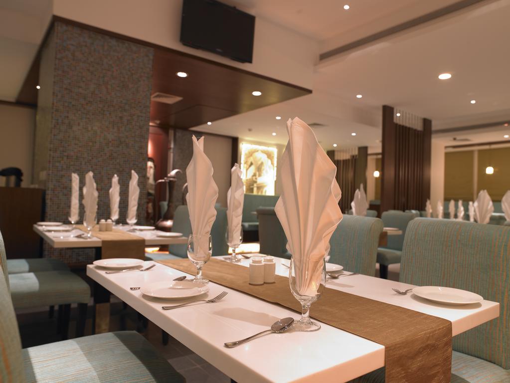 העיר בנגלור Blu Petal - A Business Hotel מראה חיצוני תמונה